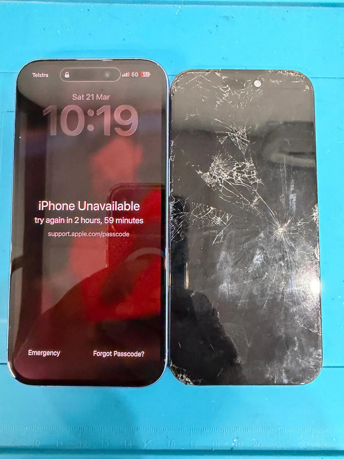 iphone screen repair close up